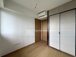 Midwood (D23), Condominium #484008011